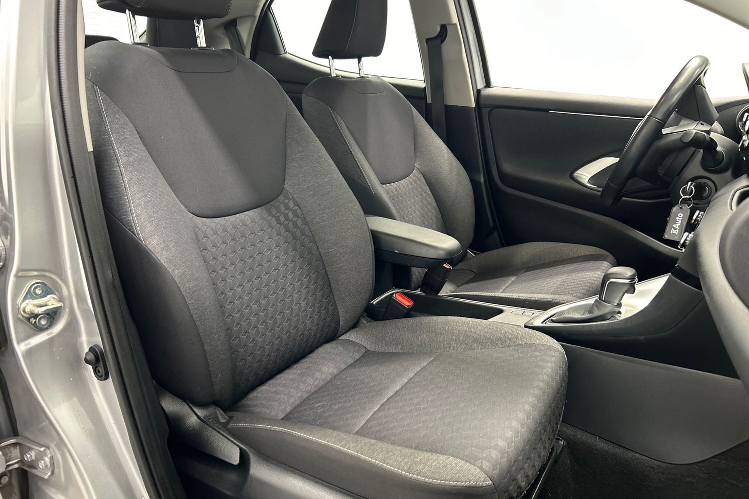 Mazda Mazda2 Hybrid vaihtoauto