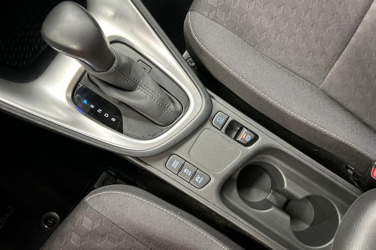 Mazda Mazda2 Hybrid vaihtoauto