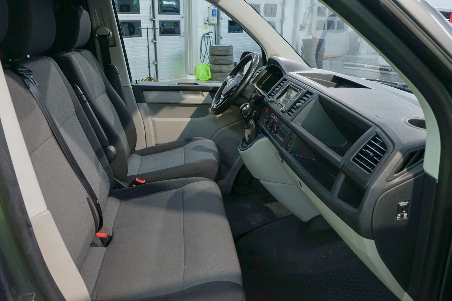 Volkswagen Transporter vaihtoauto
