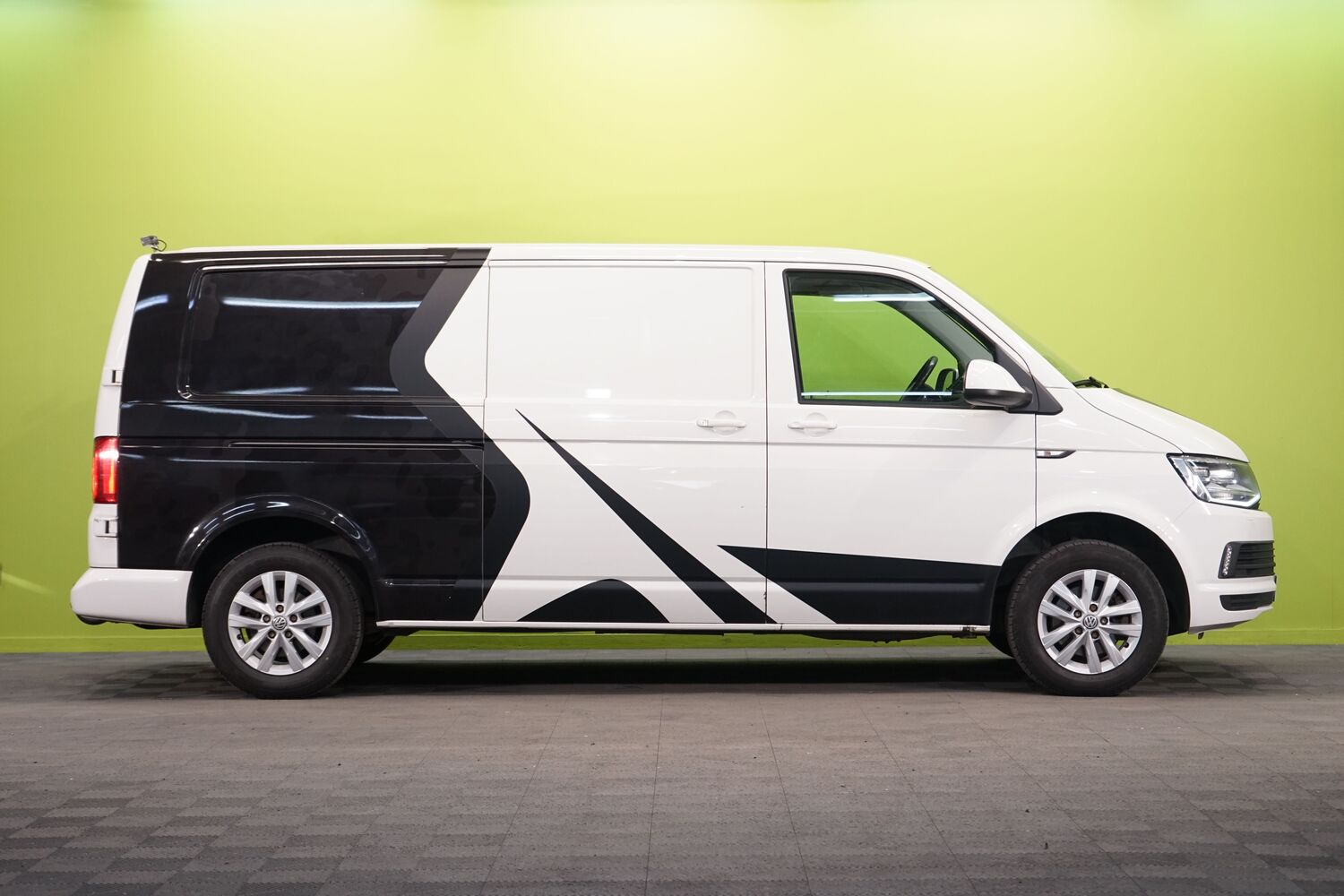 Volkswagen Transporter vaihtoauto