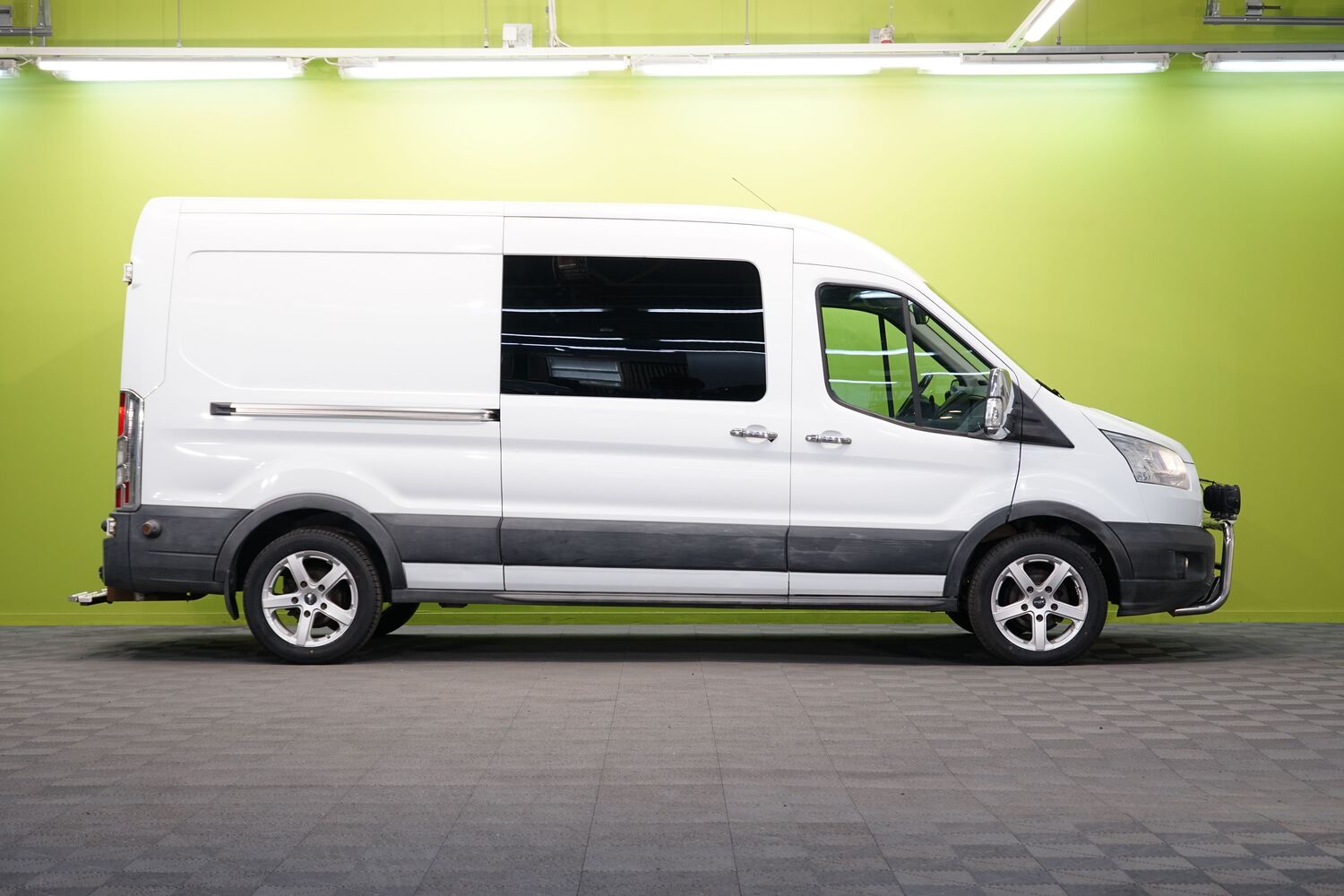 Ford Transit vaihtoauto