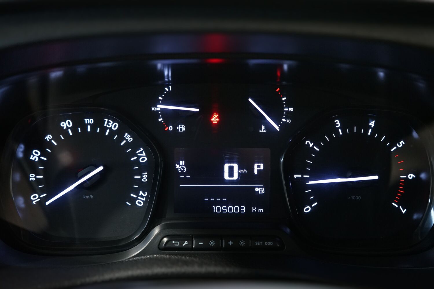 Opel Vivaro vaihtoauto