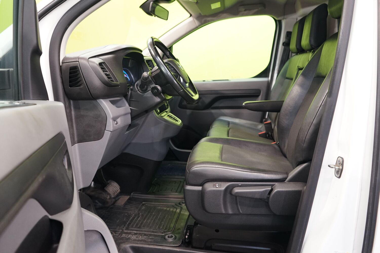 Toyota Proace EV vaihtoauto