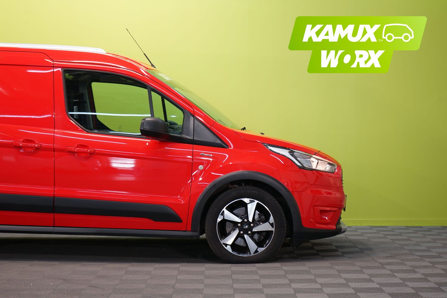 Ford Transit Connect vaihtoauto
