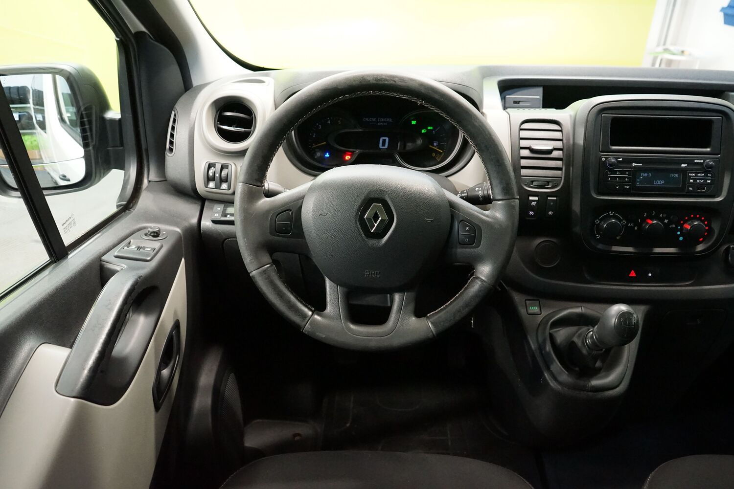 Renault Trafic vaihtoauto