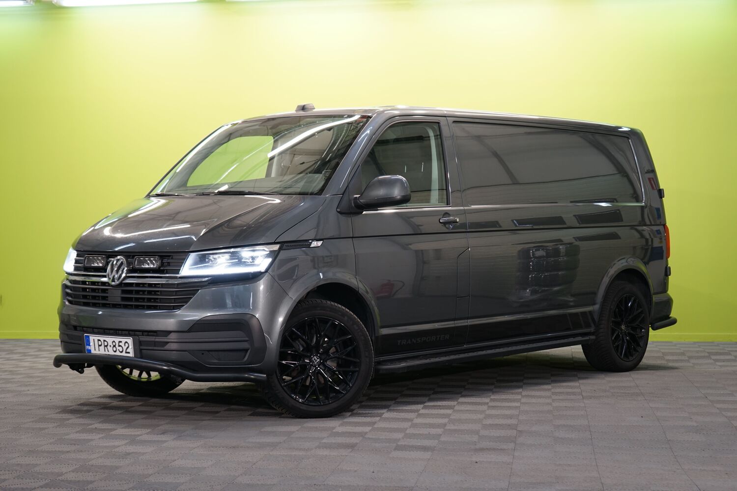 Volkswagen Transporter vaihtoauto