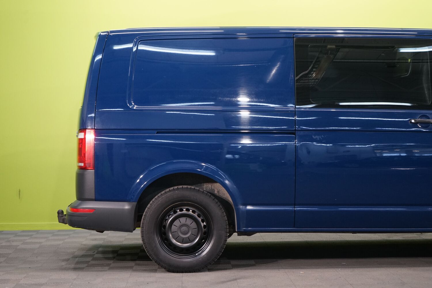 Volkswagen Transporter vaihtoauto