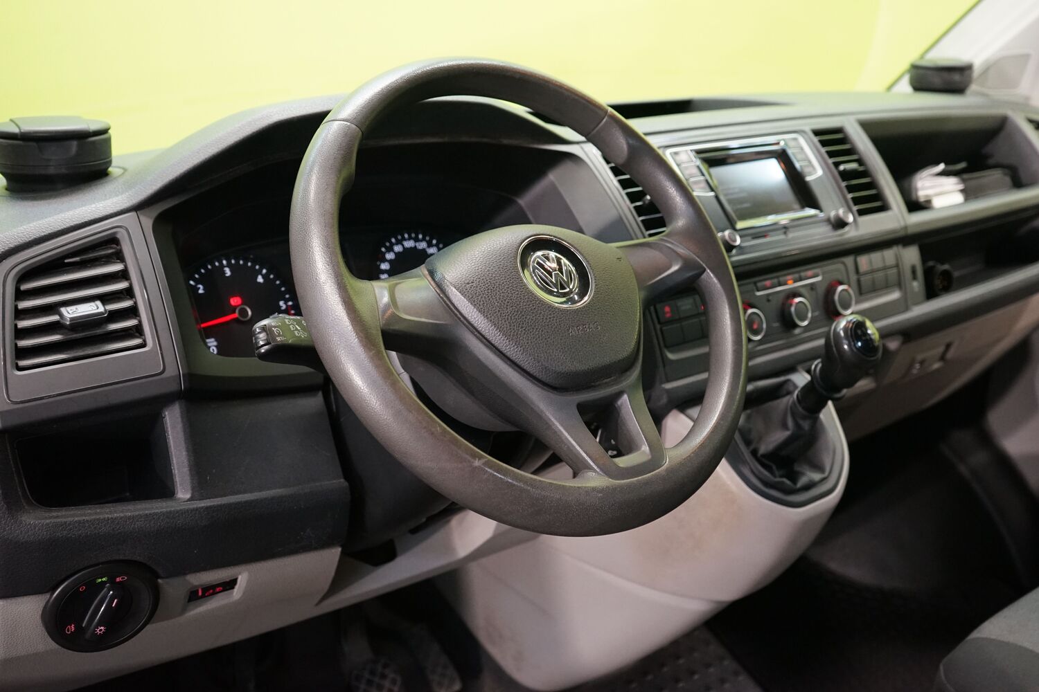 Volkswagen Transporter vaihtoauto