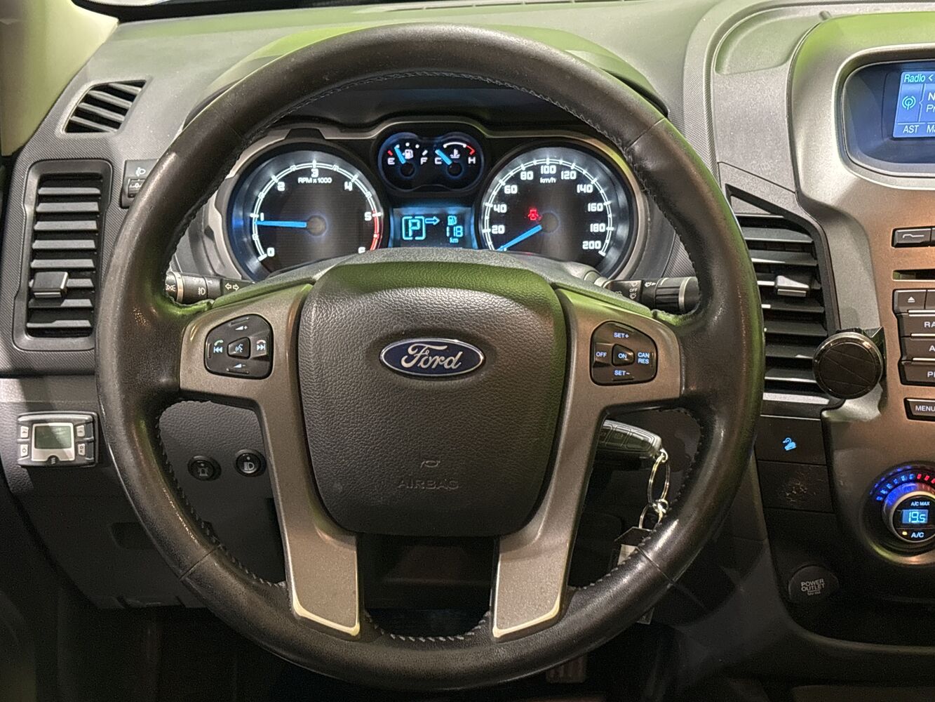 Ford Ranger vaihtoauto
