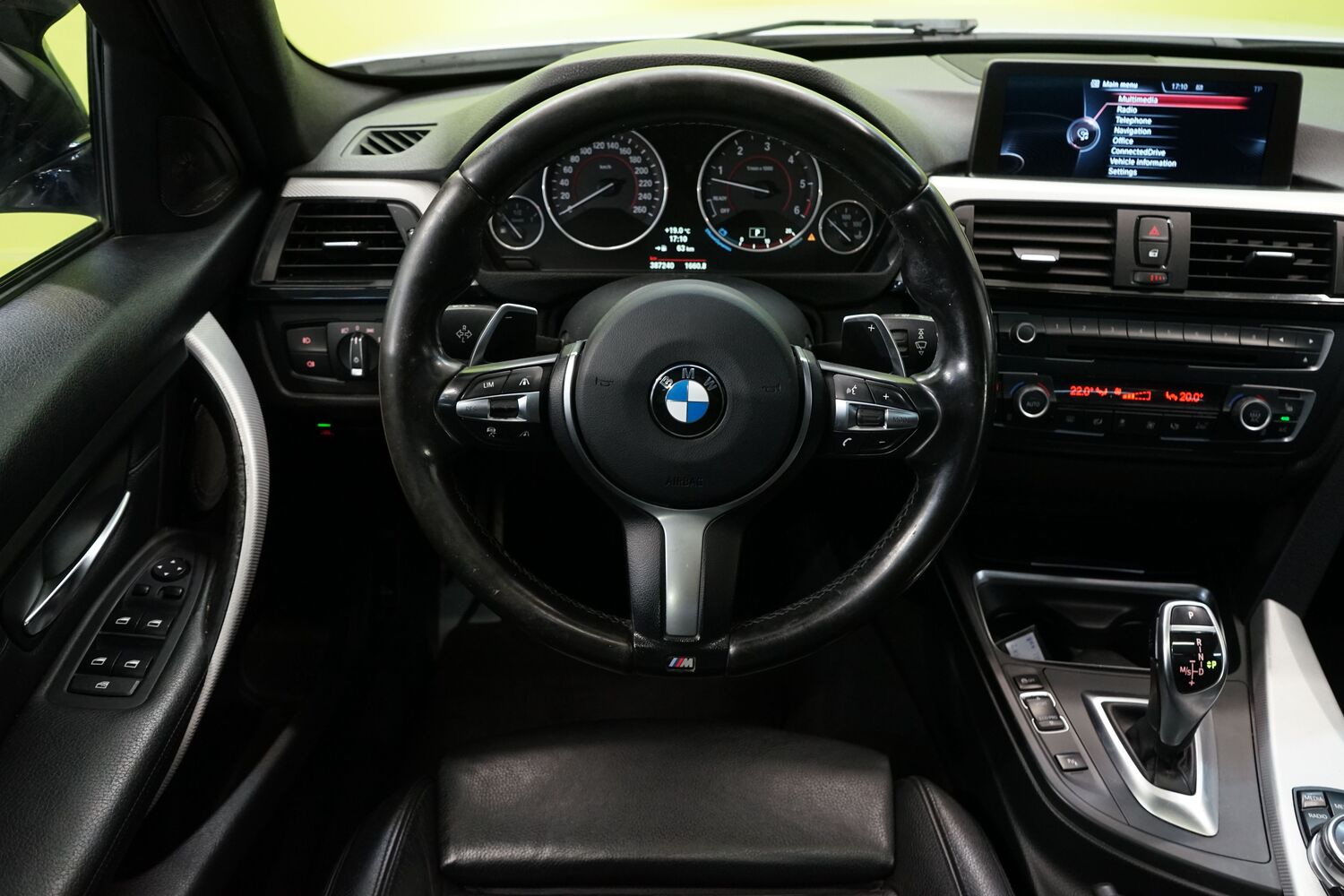 BMW 335 vaihtoauto