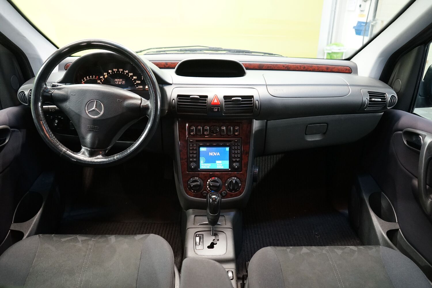 Mercedes-Benz Vaneo vaihtoauto