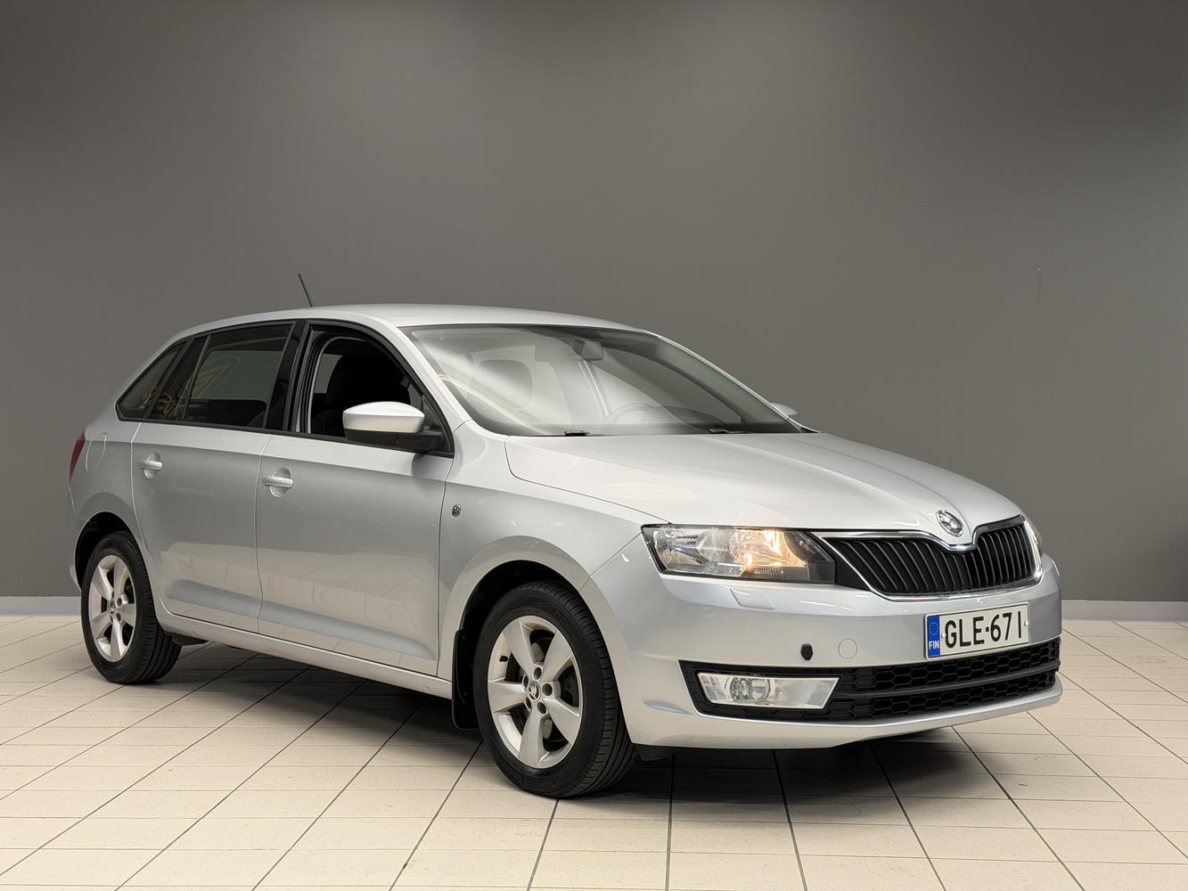 Skoda Rapid vaihtoauto