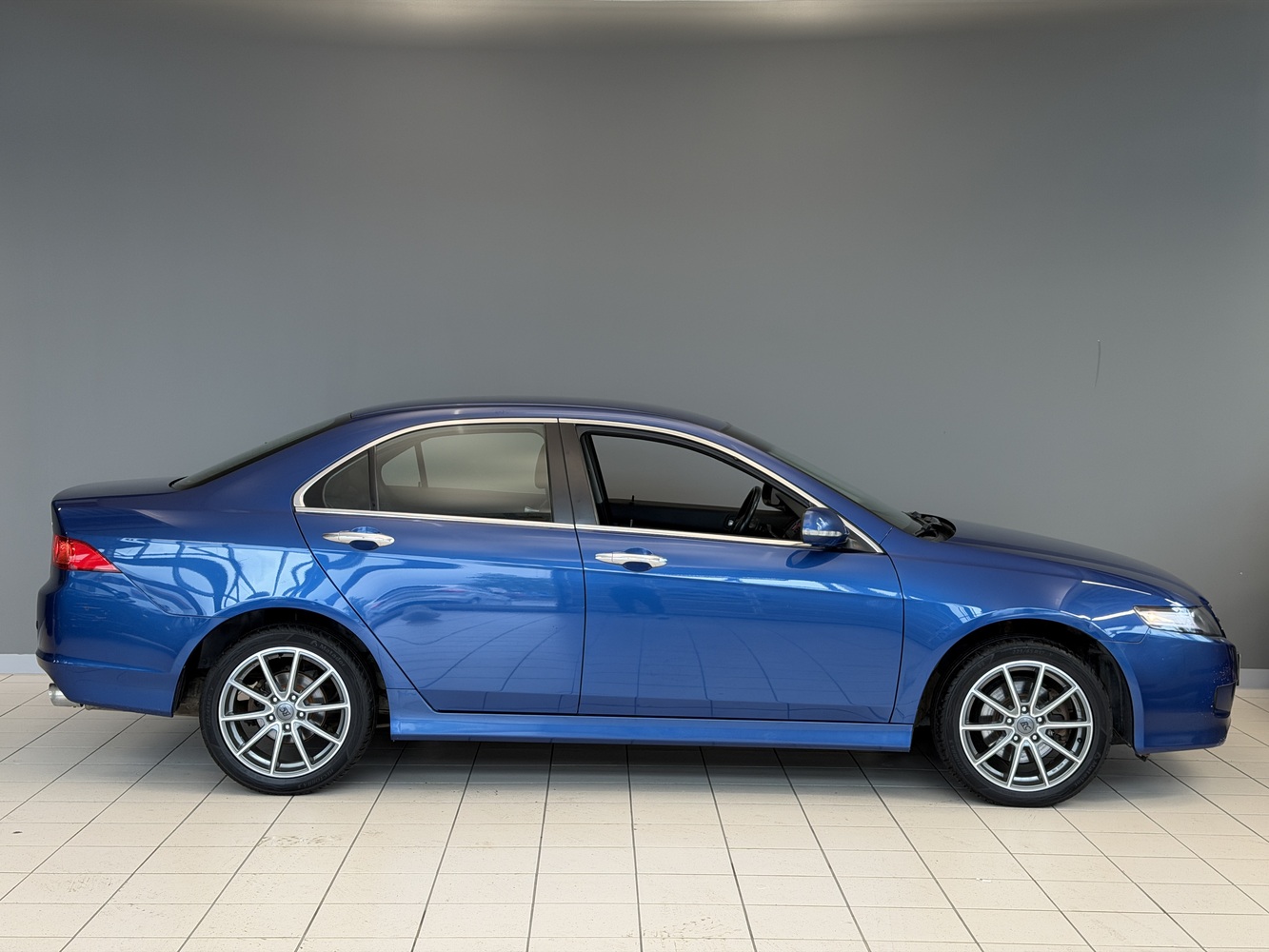 Honda Accord vaihtoauto