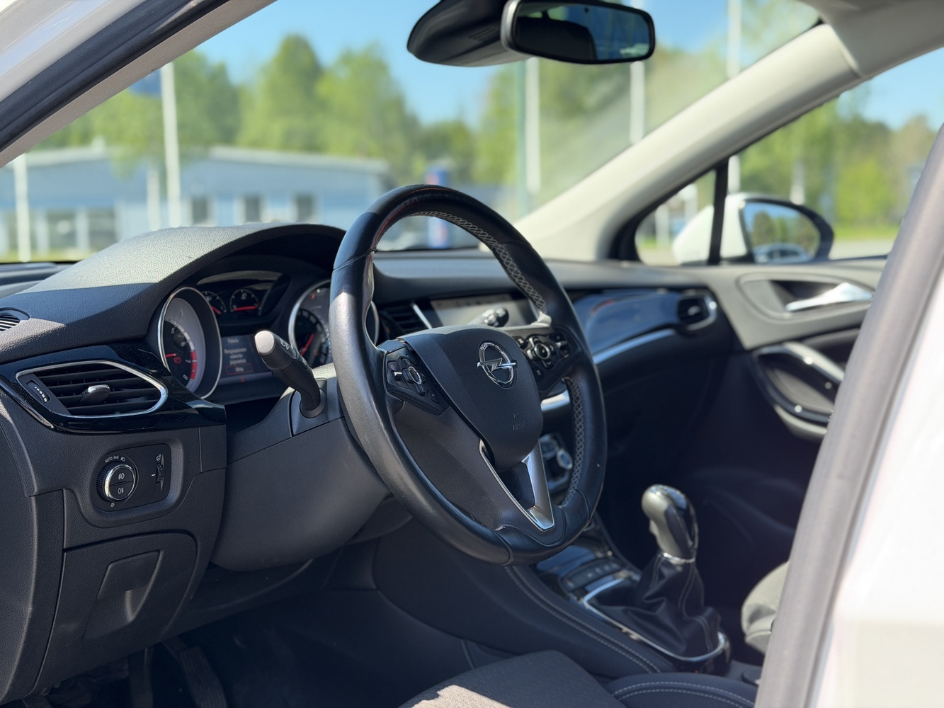 Opel Astra vaihtoauto