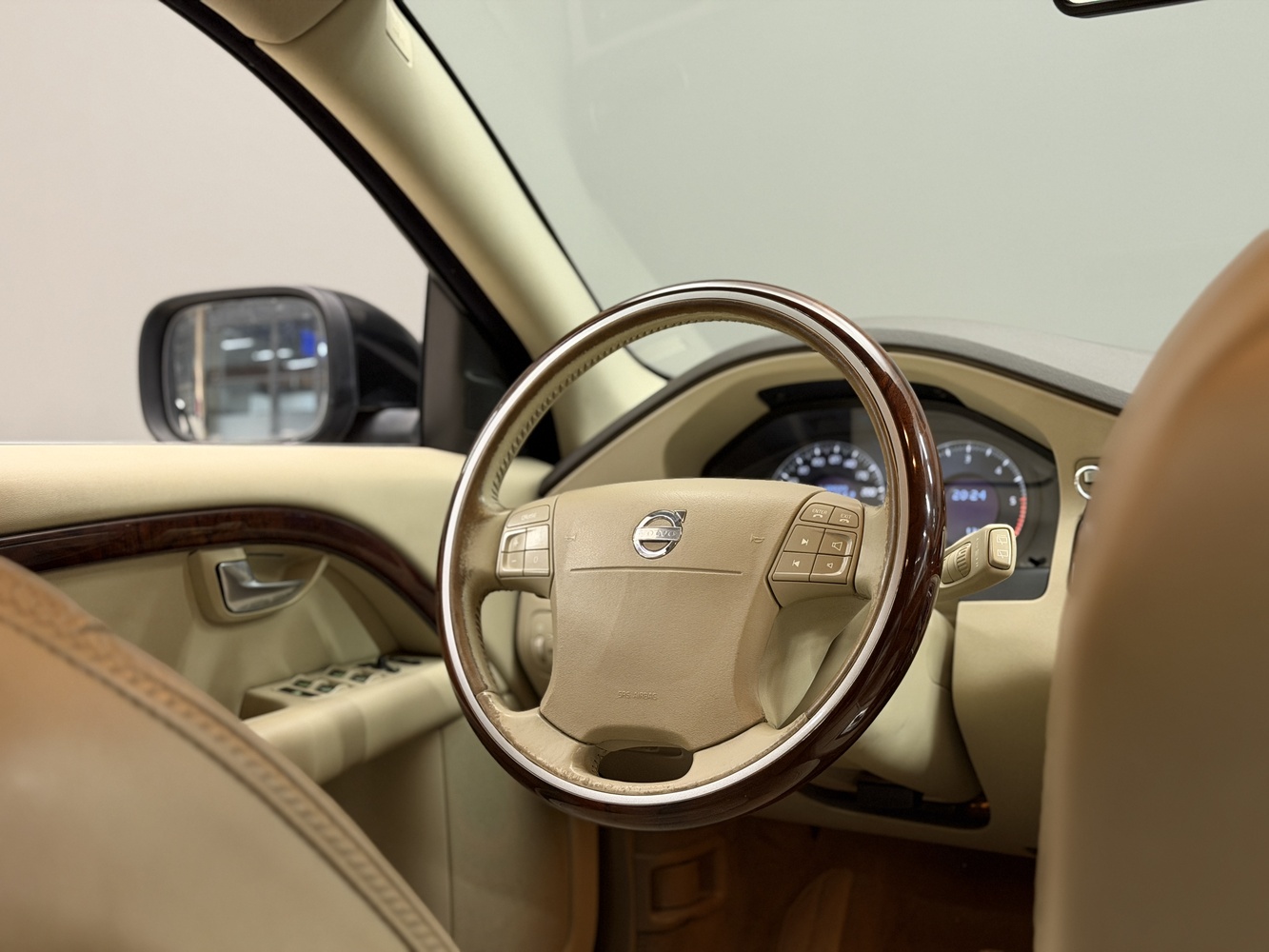 Volvo XC70 vaihtoauto