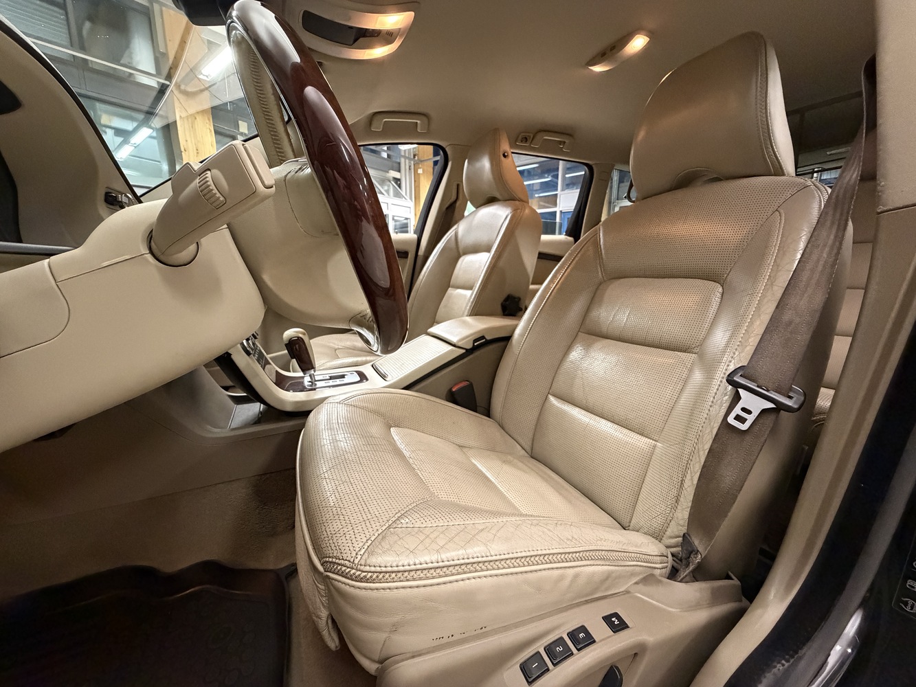 Volvo XC70 vaihtoauto