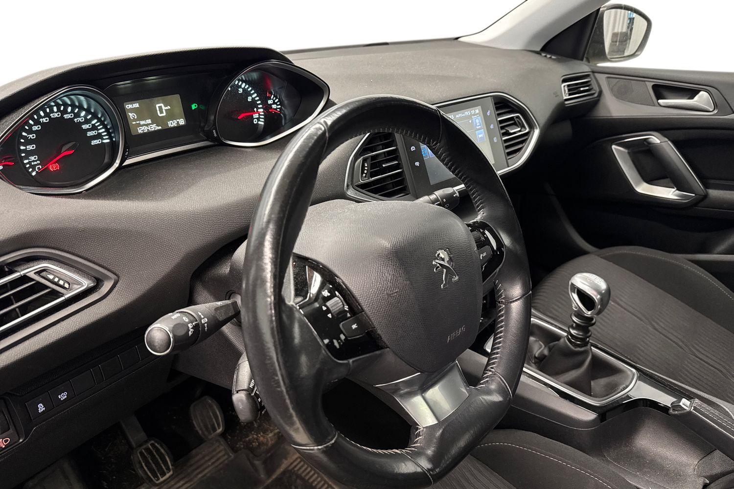Peugeot 308 vaihtoauto