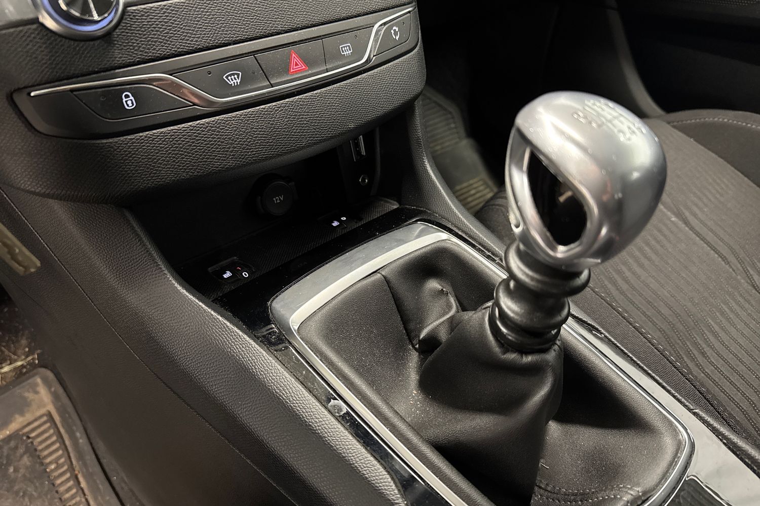 Peugeot 308 vaihtoauto