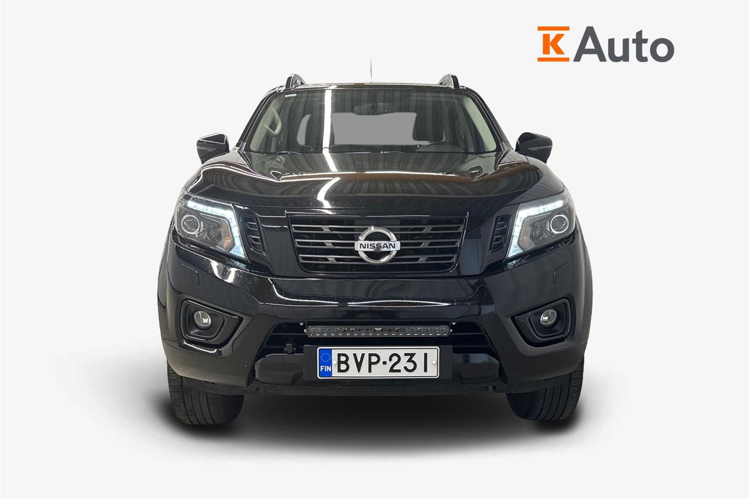 Nissan Navara vaihtoauto