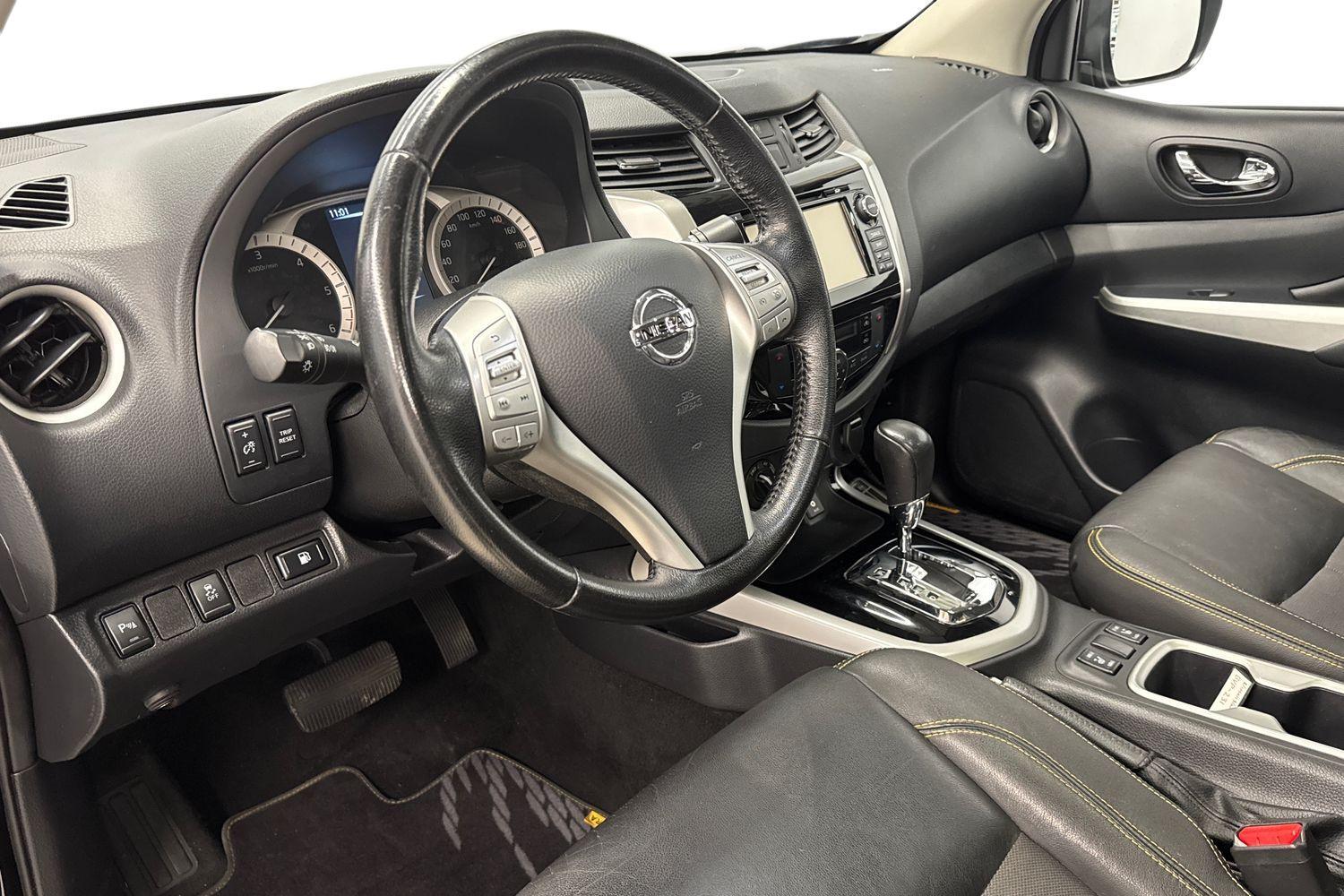 Nissan Navara vaihtoauto