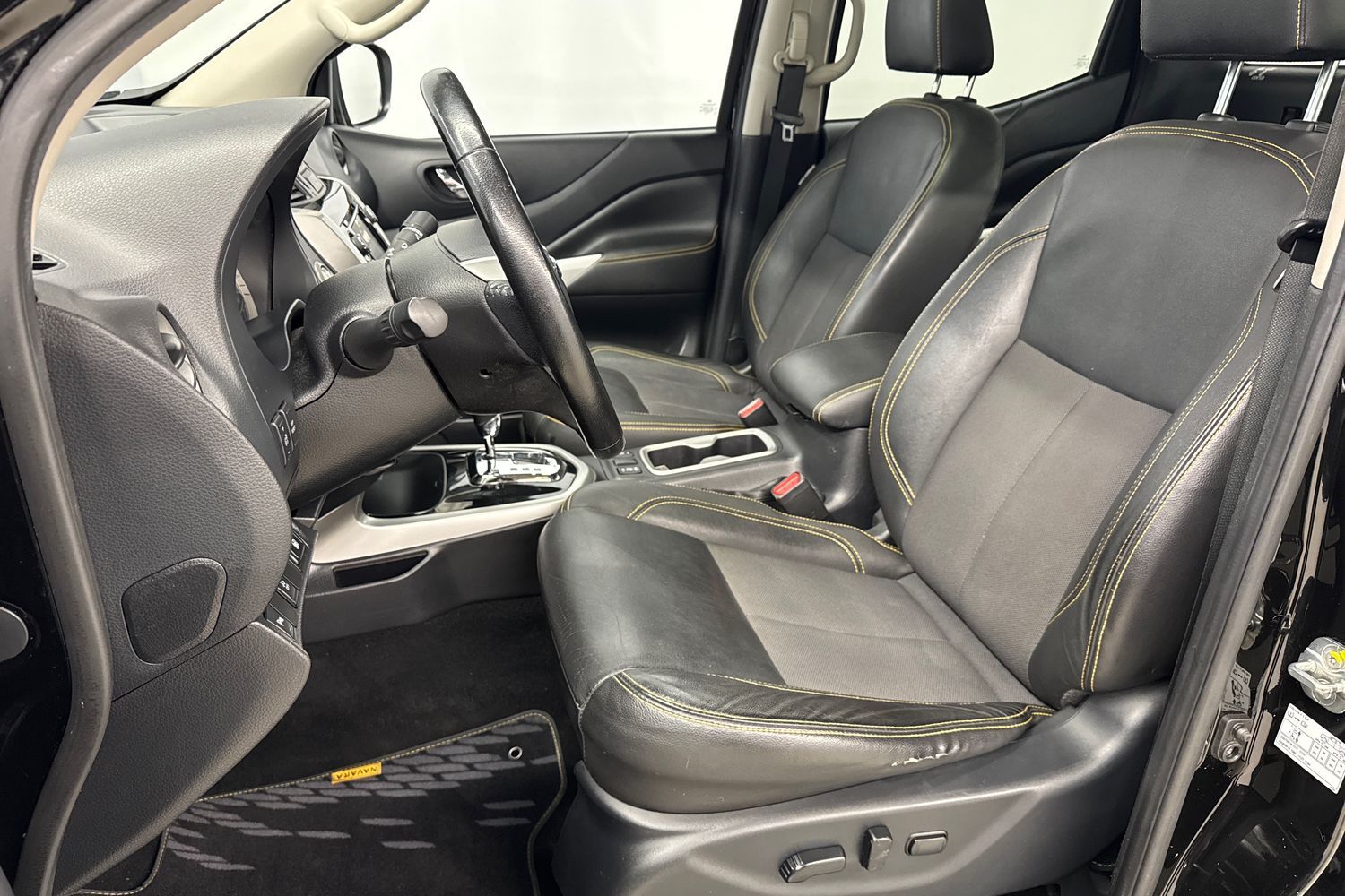 Nissan Navara vaihtoauto