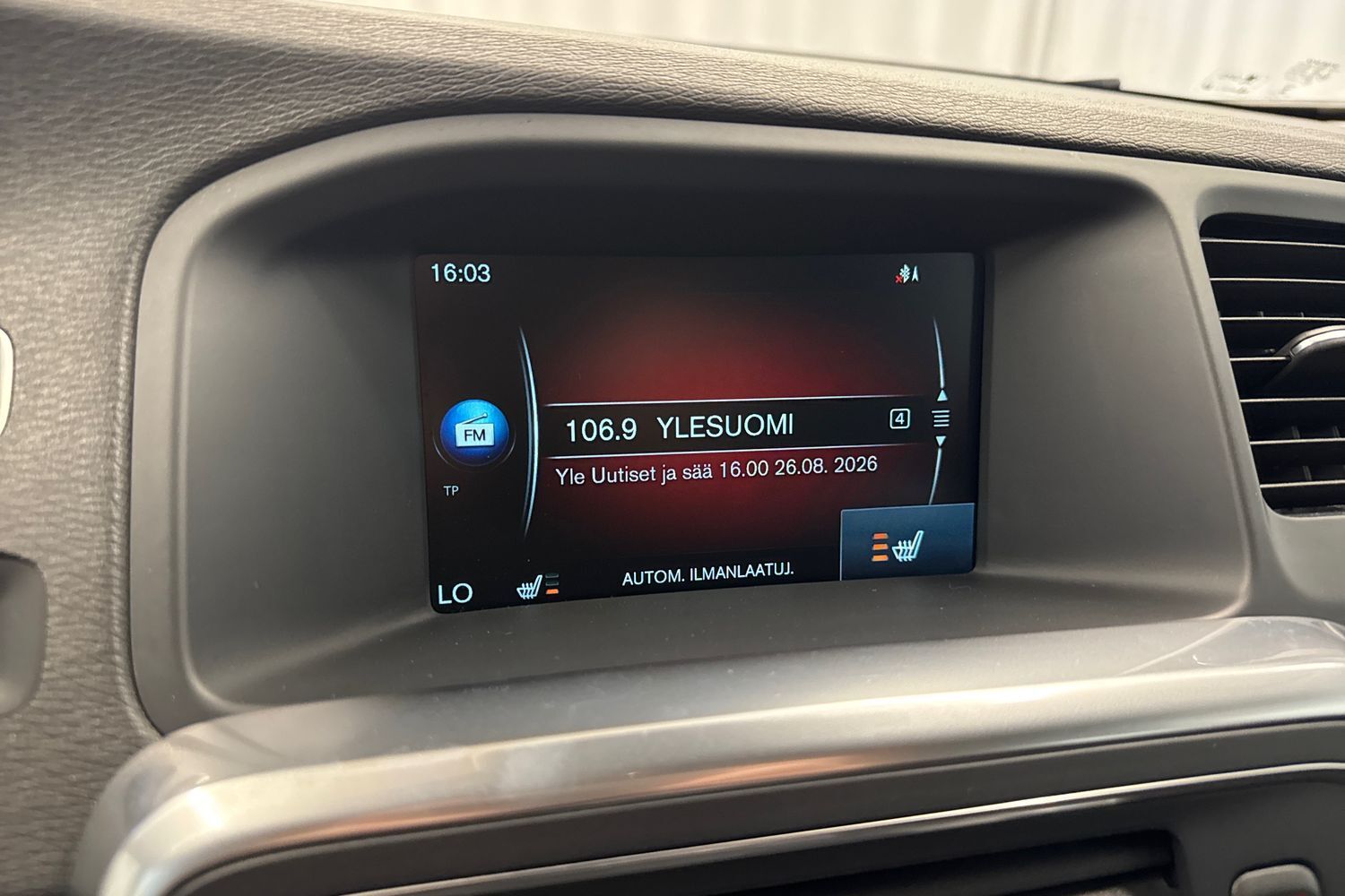 Volvo V60 vaihtoauto