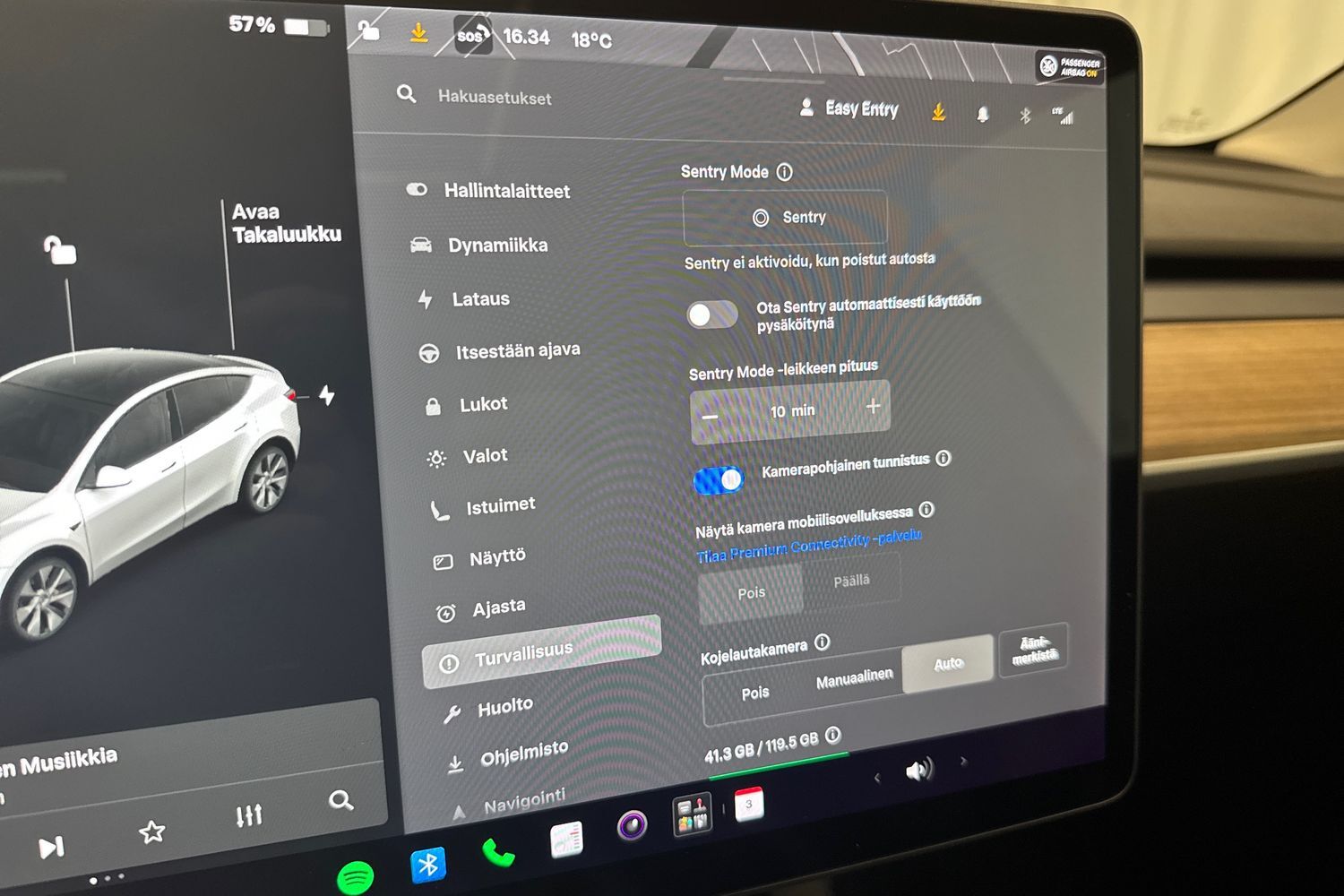 Tesla Model Y vaihtoauto