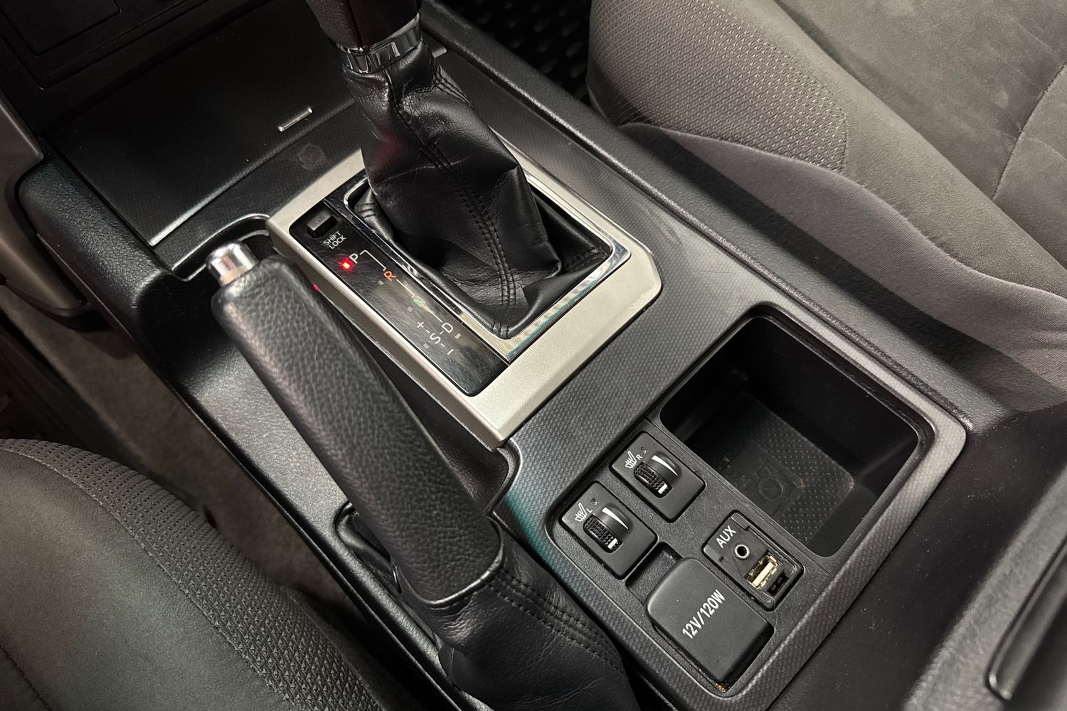 Toyota Land Cruiser vaihtoauto