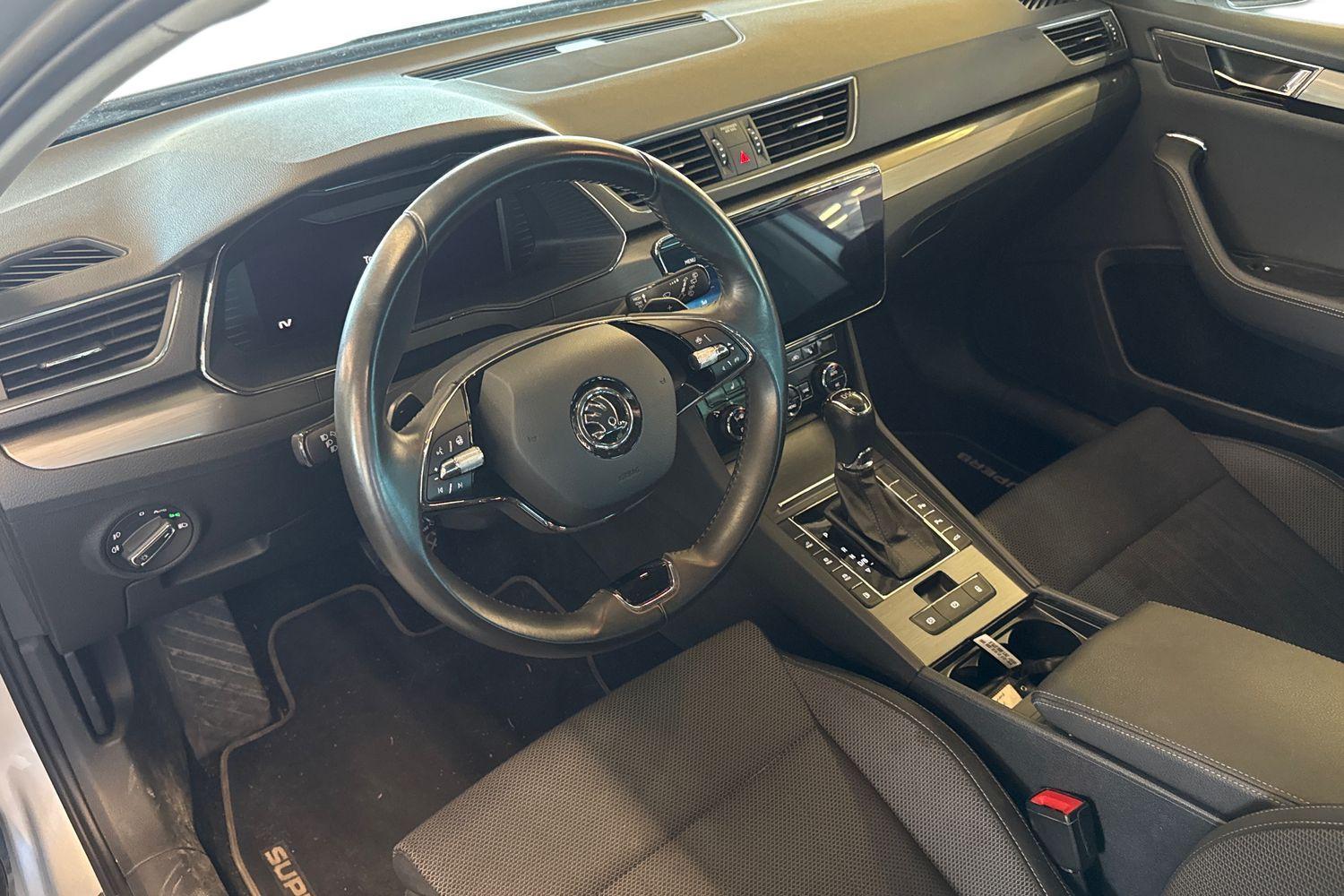 Skoda Superb vaihtoauto