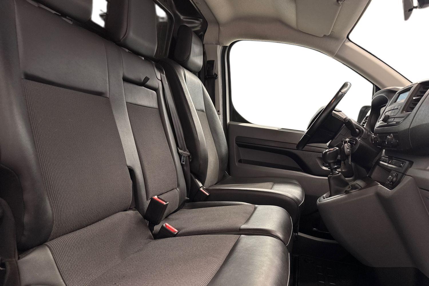 Opel Vivaro vaihtoauto