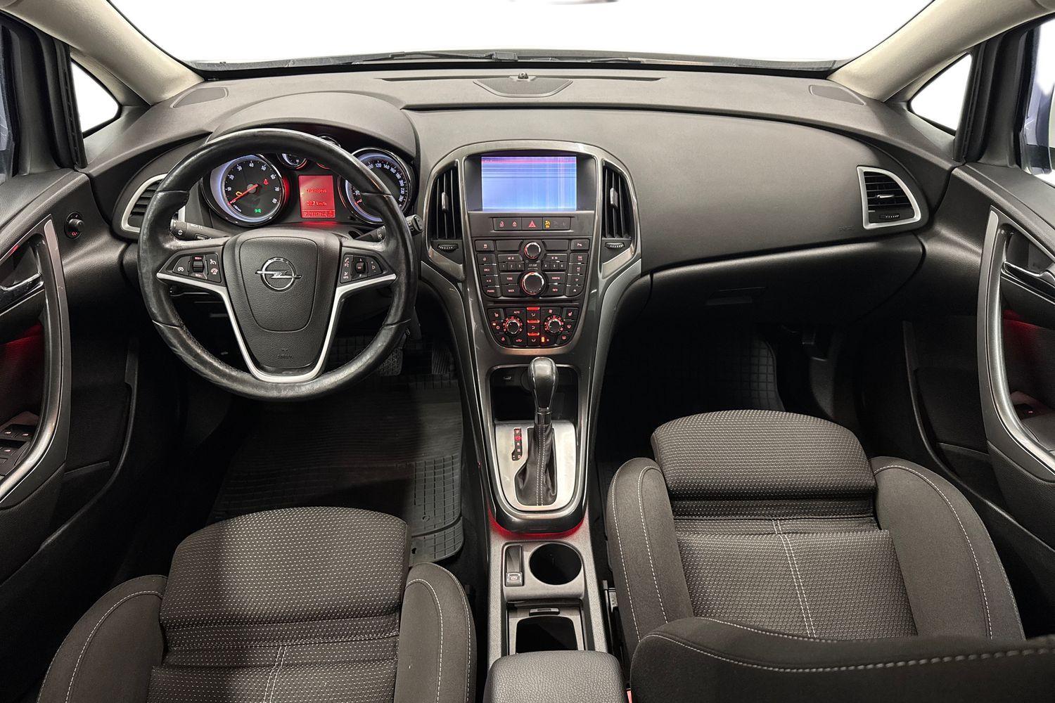 Opel Astra vaihtoauto