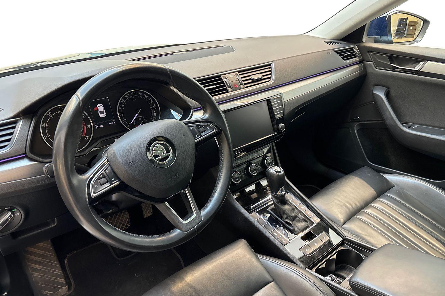 Skoda Superb vaihtoauto
