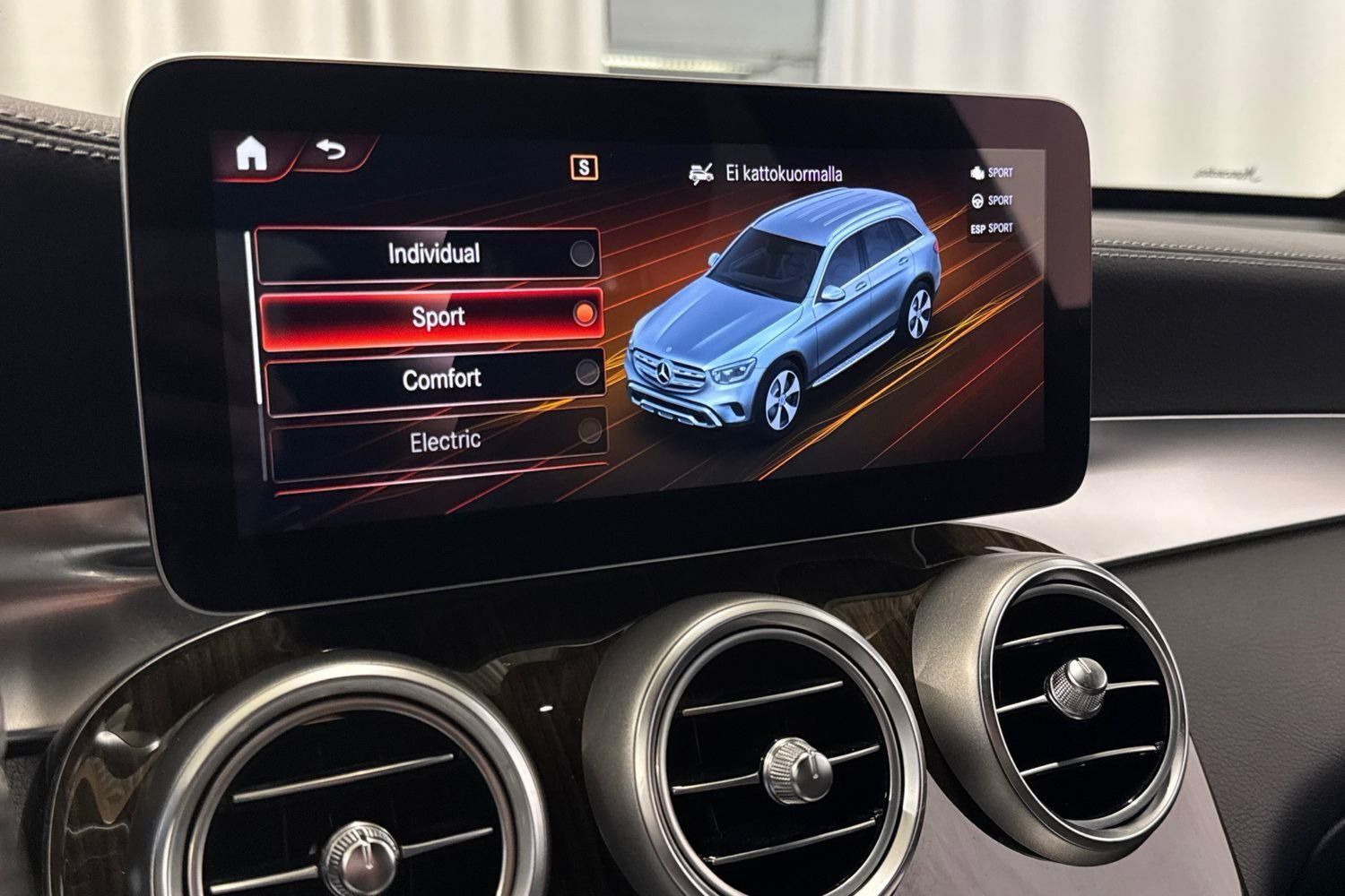 Mercedes-Benz GLC vaihtoauto
