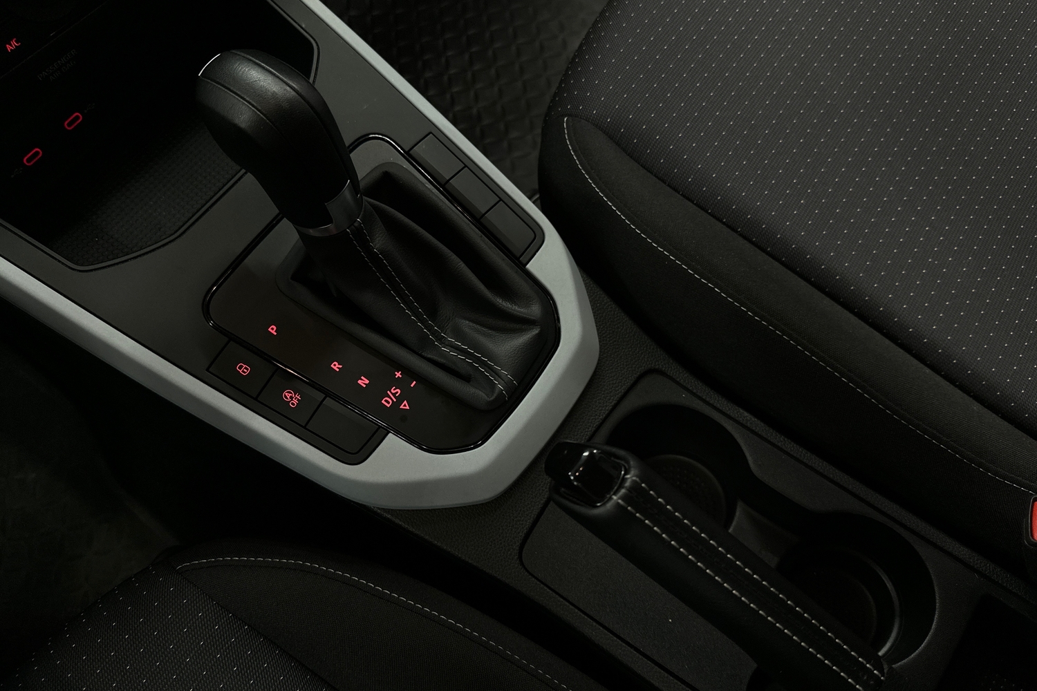 SEAT Arona vaihtoauto