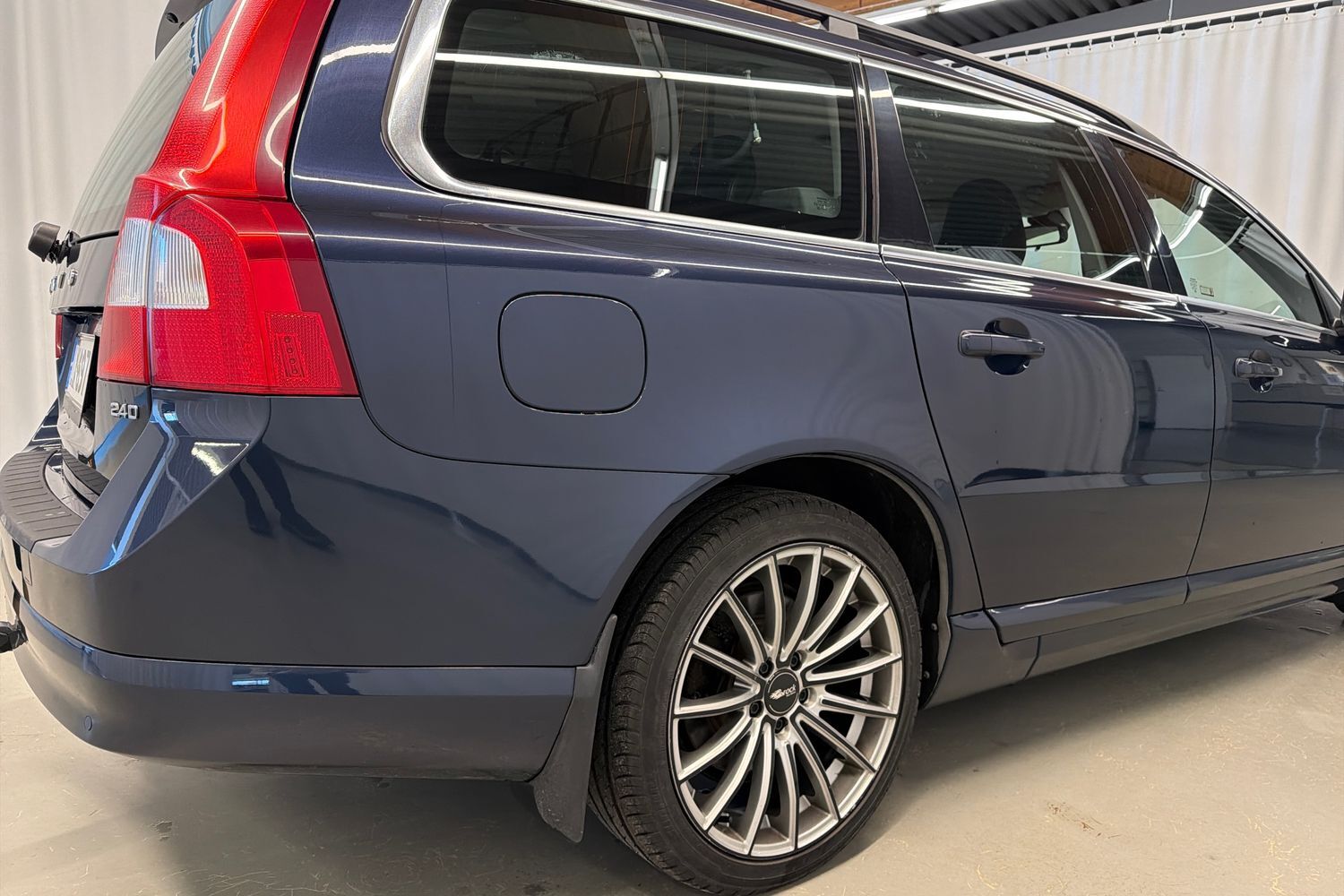 Volvo V70 vaihtoauto