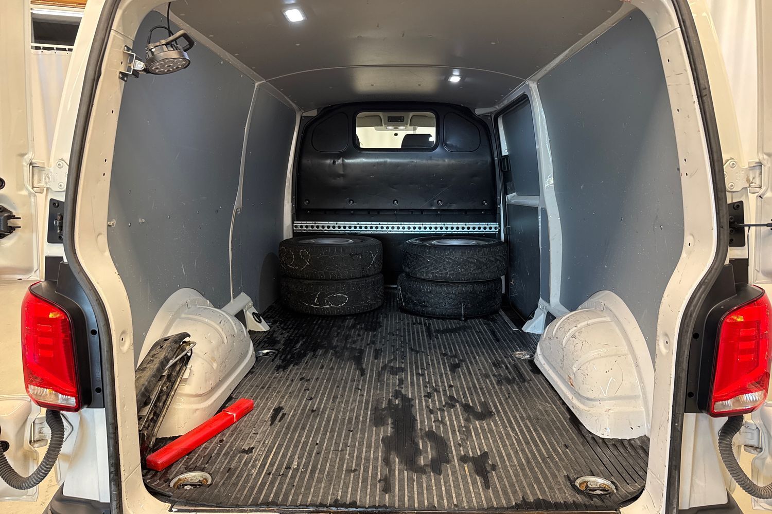 Volkswagen Transporter vaihtoauto