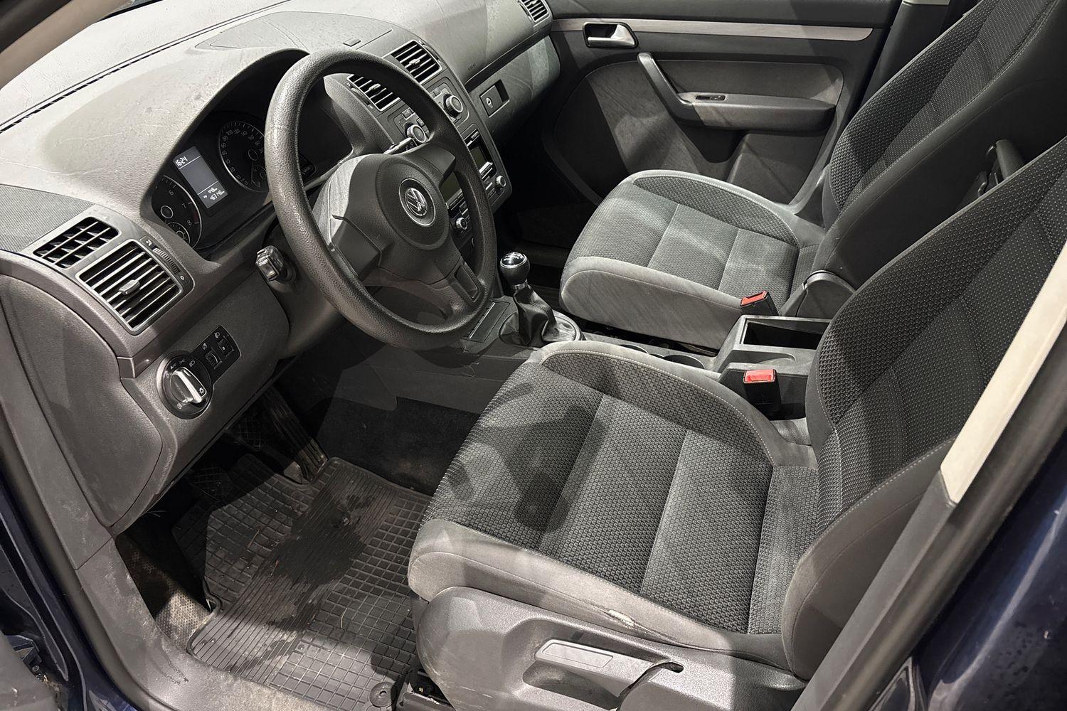 Volkswagen Touran vaihtoauto
