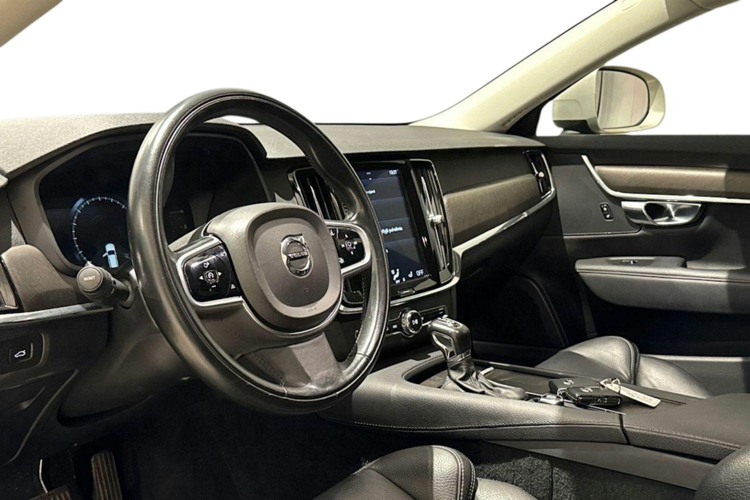 Volvo V90 Cross Country vaihtoauto
