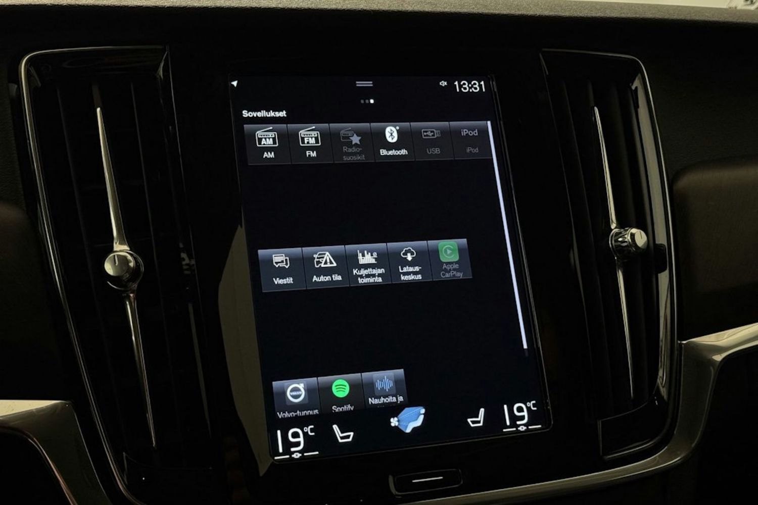Volvo V90 Cross Country vaihtoauto