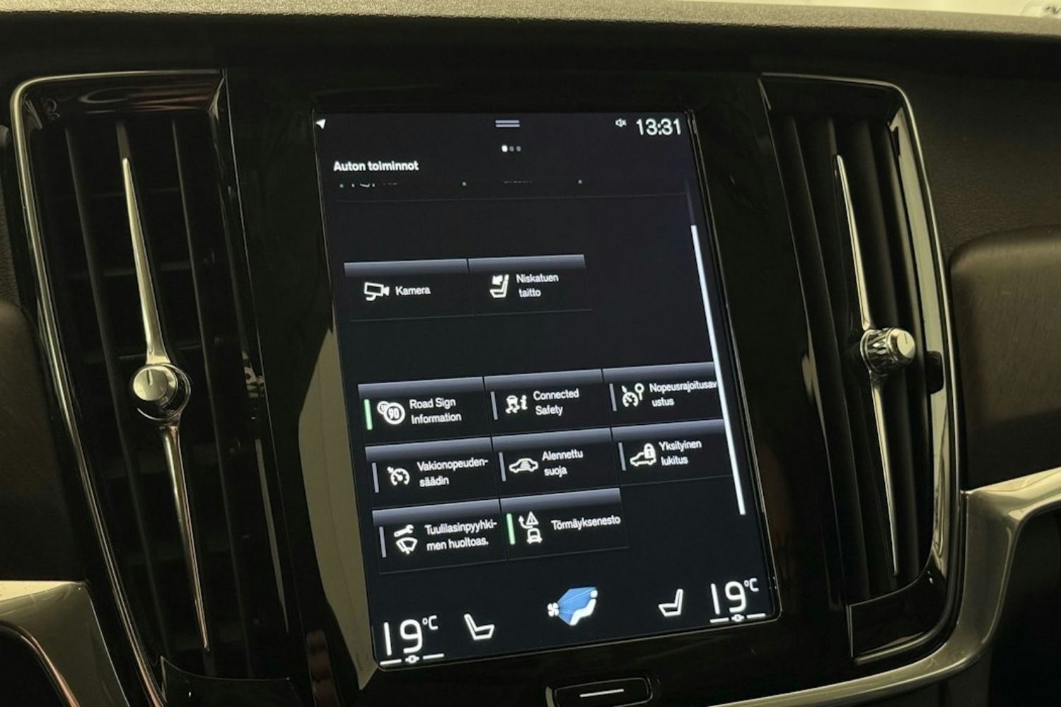Volvo V90 Cross Country vaihtoauto