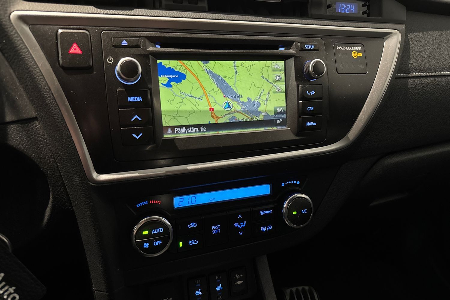 Toyota Auris vaihtoauto