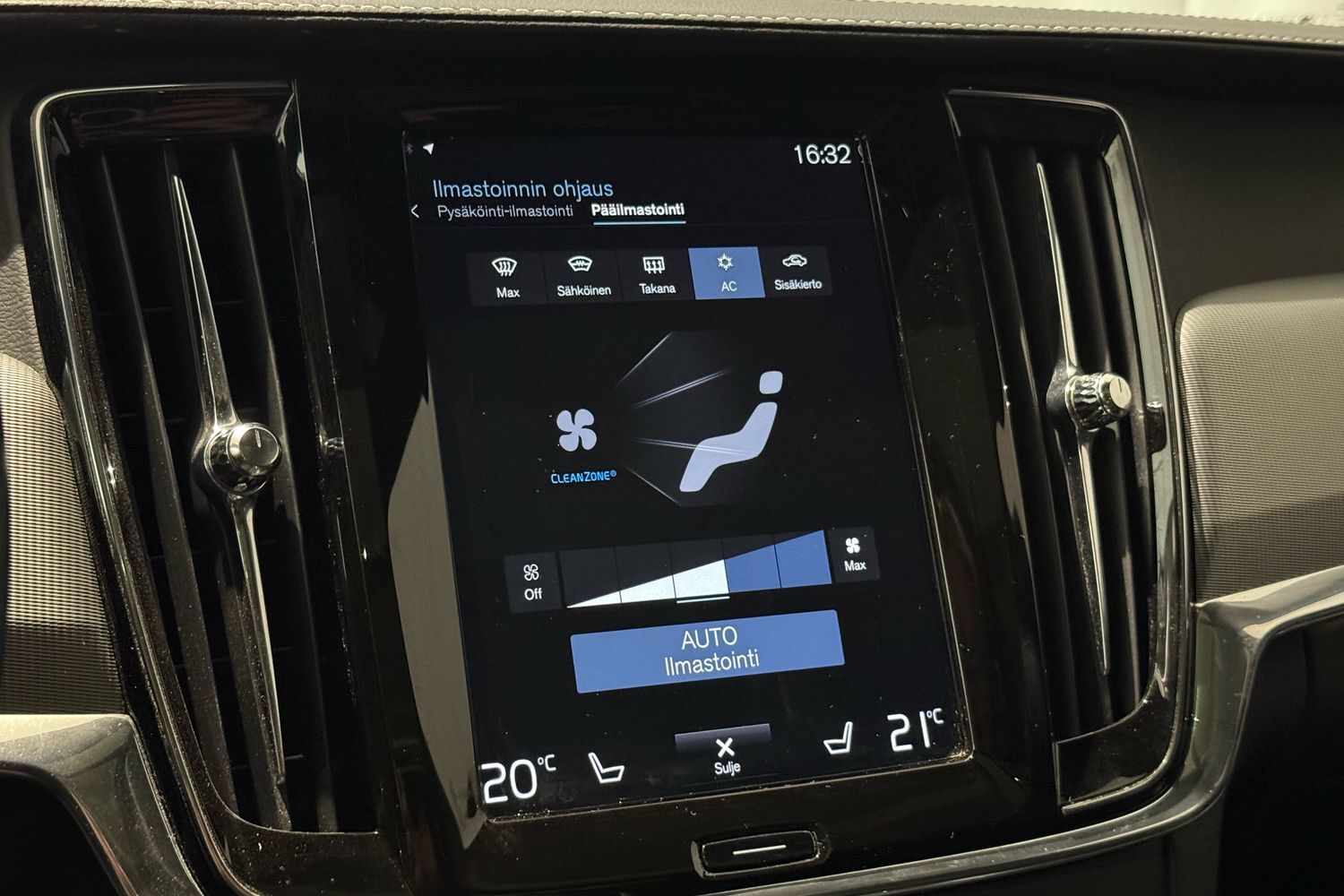 Volvo V90 vaihtoauto
