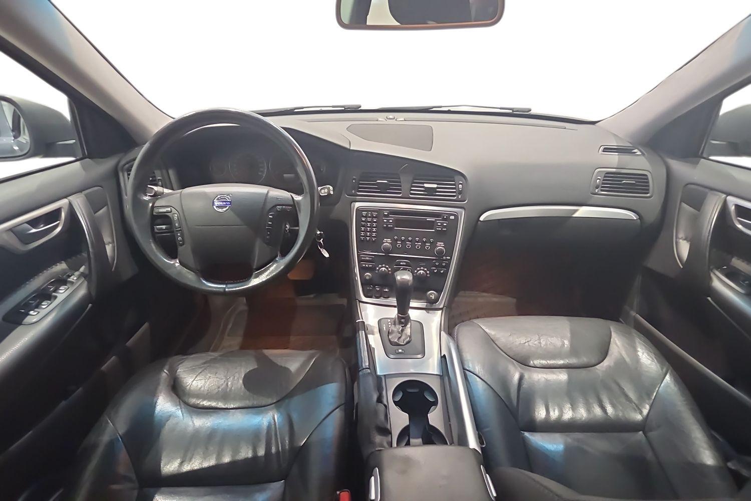 Volvo XC70 vaihtoauto