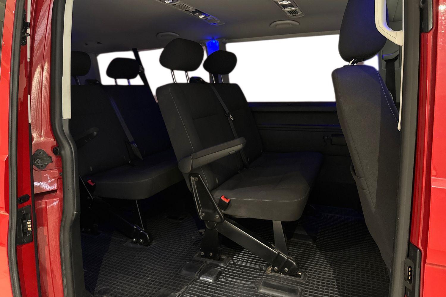 Volkswagen Caravelle vaihtoauto