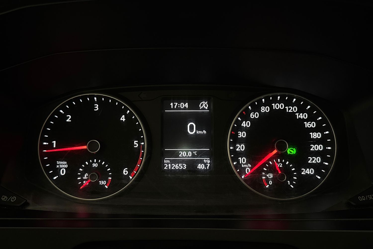 Volkswagen Caravelle vaihtoauto