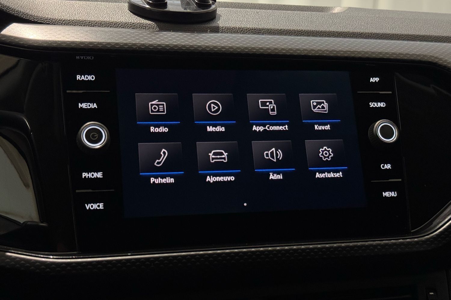 Volkswagen T-Cross vaihtoauto