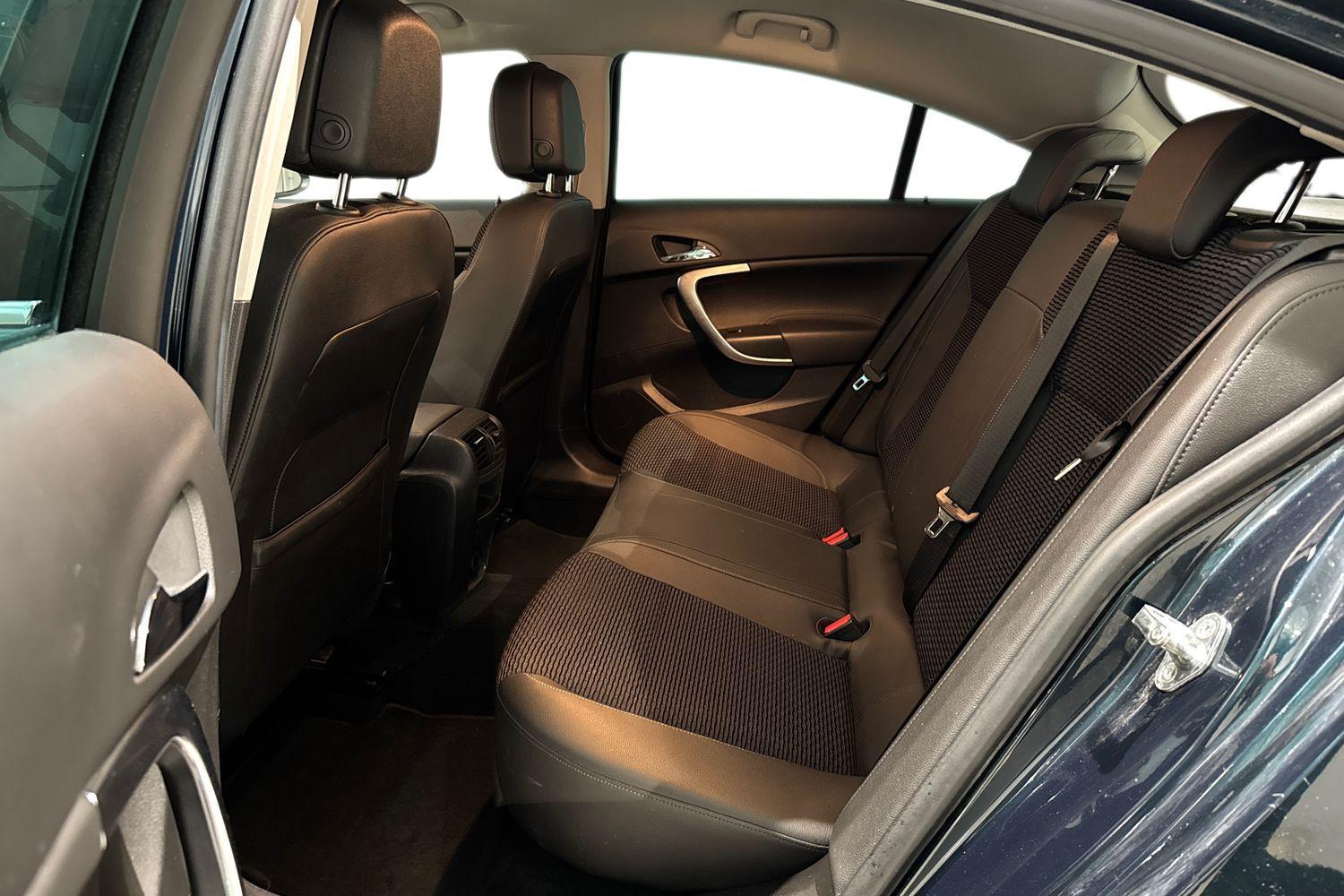 Opel Insignia vaihtoauto