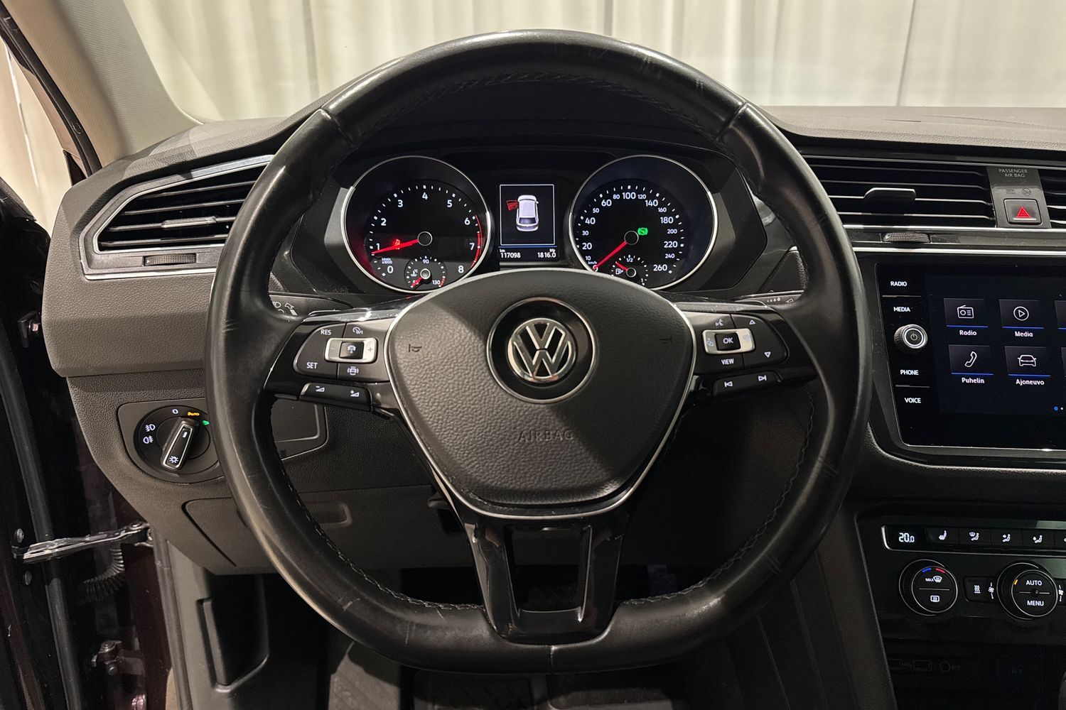 Volkswagen Tiguan vaihtoauto