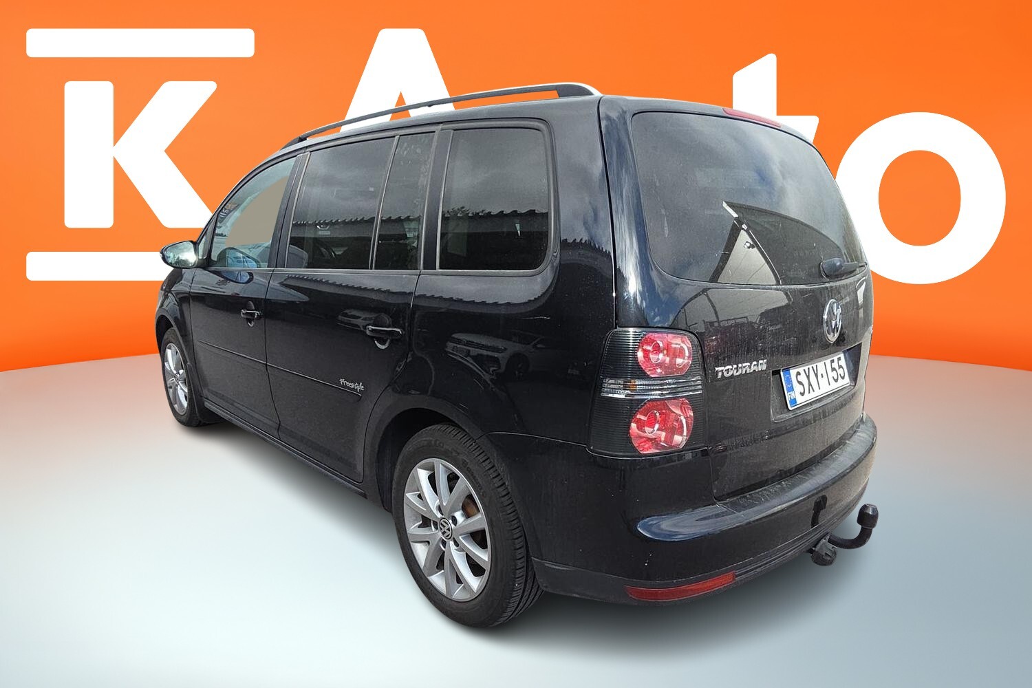 Volkswagen Touran vaihtoauto