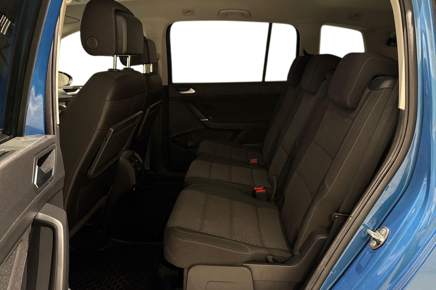 Volkswagen Touran vaihtoauto